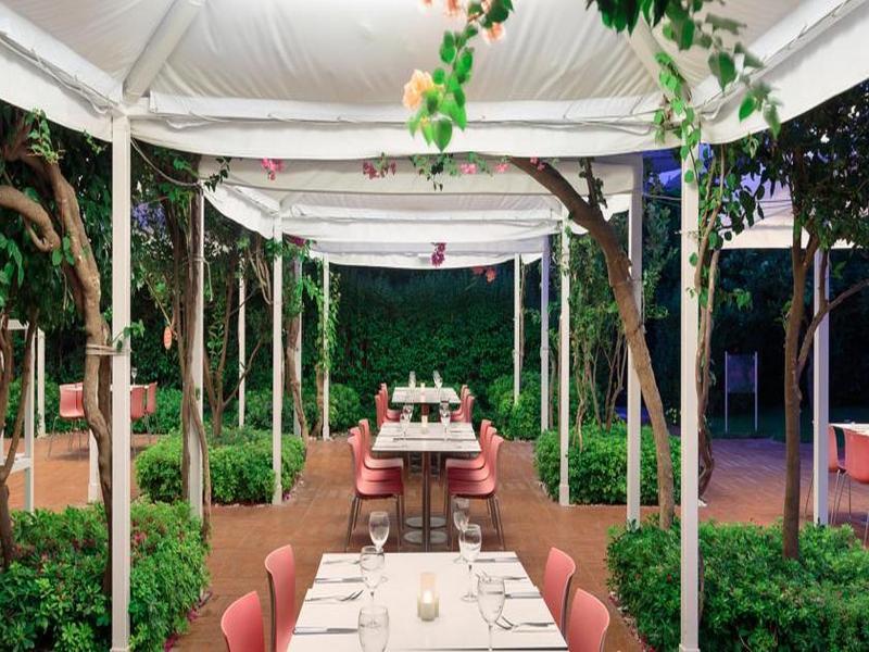 Hotel Su & Aqualand Antalya Eksteriør billede The Pergola